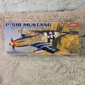Academy P-51B Mustang 1/72 Scale Model Kit 1667‎ FA168 WWII Fighter Aircraft